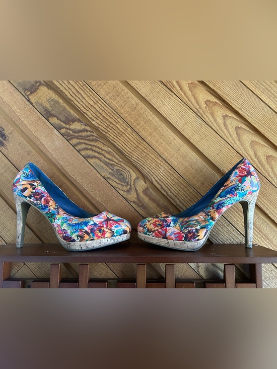 Shoes - Multicolor Floral Platform High Heels